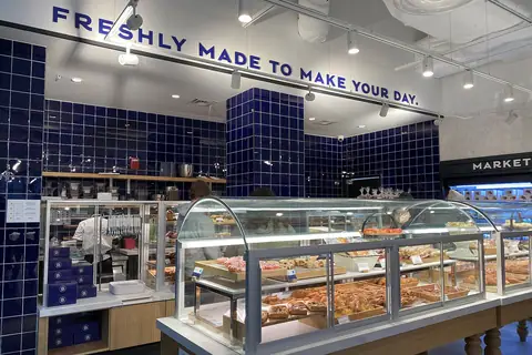M & J's Cafe & Cake photo 4